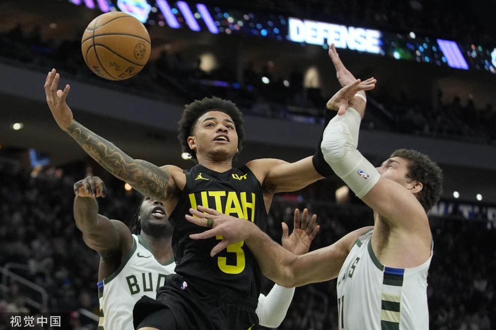 并迅速崭露 并迅速崭露