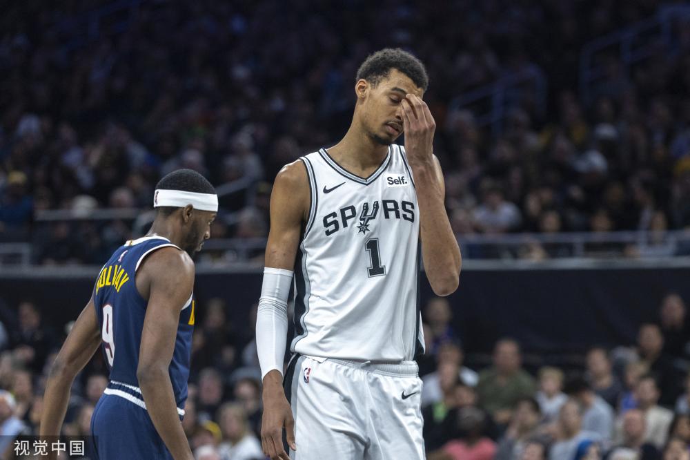 球员的举动 球员的举动